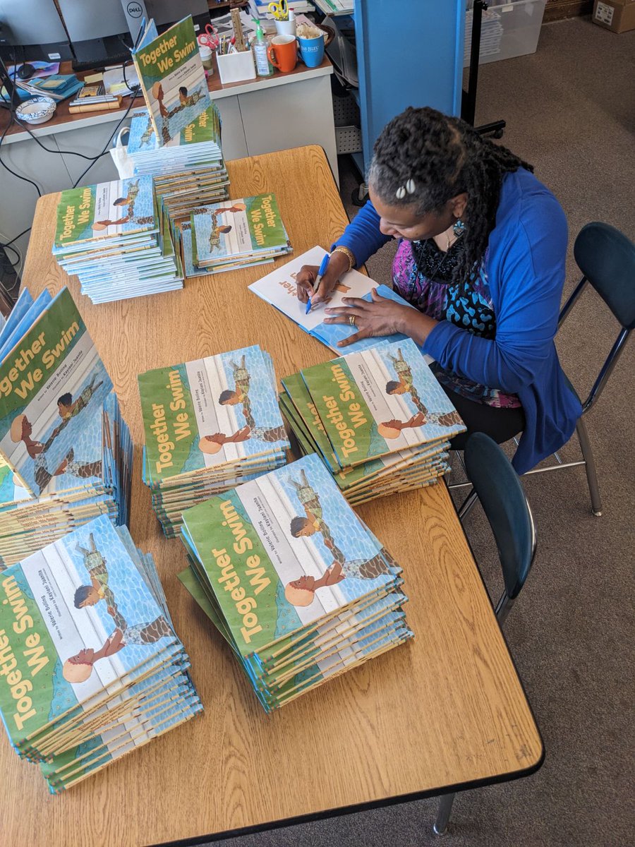 I had a wonderful time today, visiting with students @MCSBluehawks. I read #BingBopBam and #LetsDance!, and every student received a signed copy of #TogetherWeSwim. Thanks, @HudsonCBF, for arranging this visit and for donating the books! @abramskids @astrakidsbooks @ChronicleKids