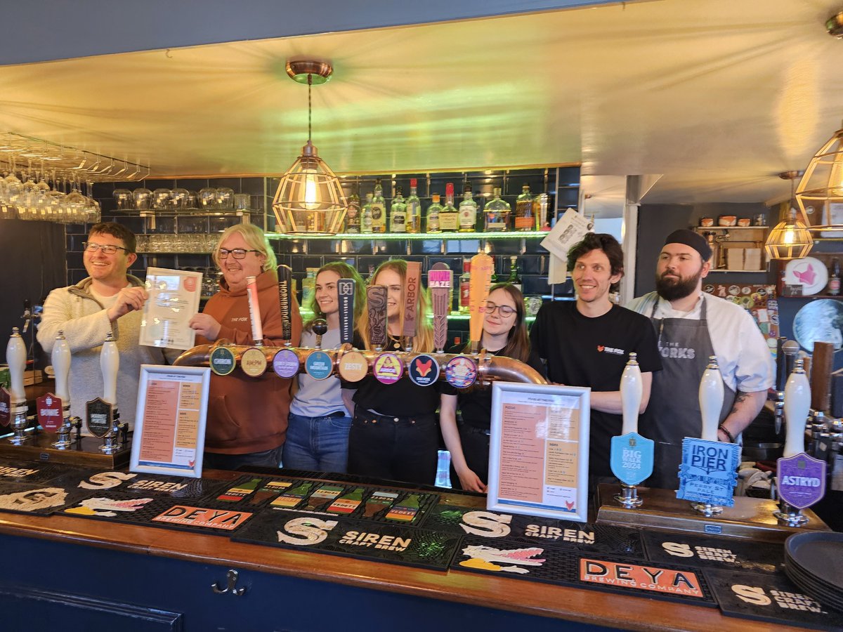 Friday night pub of the year shenanigans. <a href="/ReadingCAMRA/">Reading CAMRA</a>. Had to ask a lot of thirsty drinkers to move for that photo. <a href="/thornbridge/">Thornbridge Brewery</a> <a href="/QuaffableRdg/">Quaffable Reading</a> <a href="/BeerChannel/">CraftBeerChannel</a> <a href="/ReadingWOT/">Reading Whats On</a> <a href="/Readingbeerfest/">Reading Beer Fest</a>