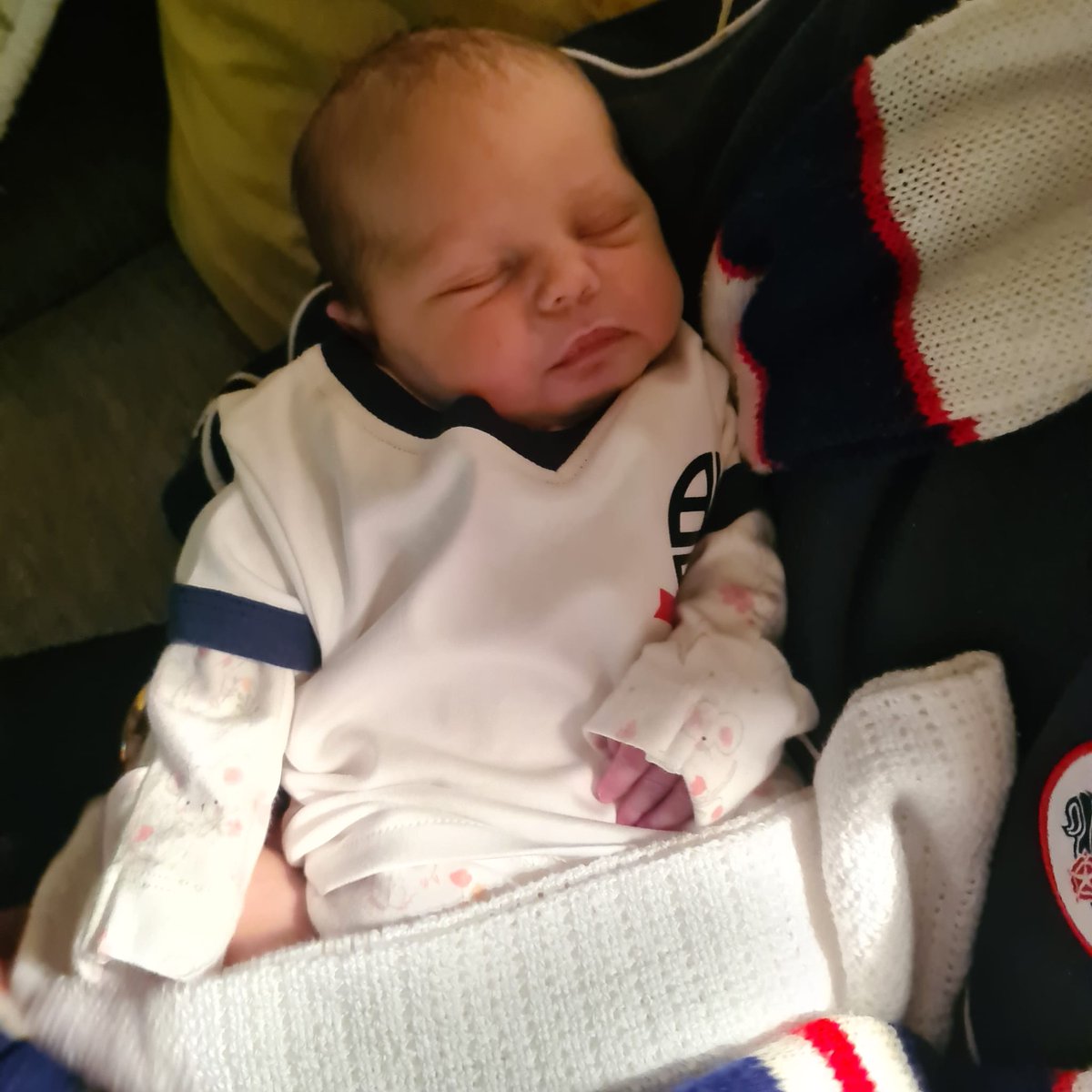 Watching the match with what could be the Wanderers newest supporter, my 4 day old daughter, Felicity 😊 6th (maybe 7th generation) of my family to support @OfficialBWFC Wearing her new shirt and one of her Great Grandma Elieen's scarfs. #BWFC #BoltonWanderers #Football