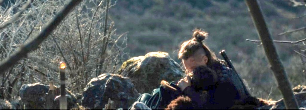 Today and in this scene from the movie The Last Kingdom, I cried all day😭.
Damn fate.. #TheLastKingdom #TLK5 
00💔00