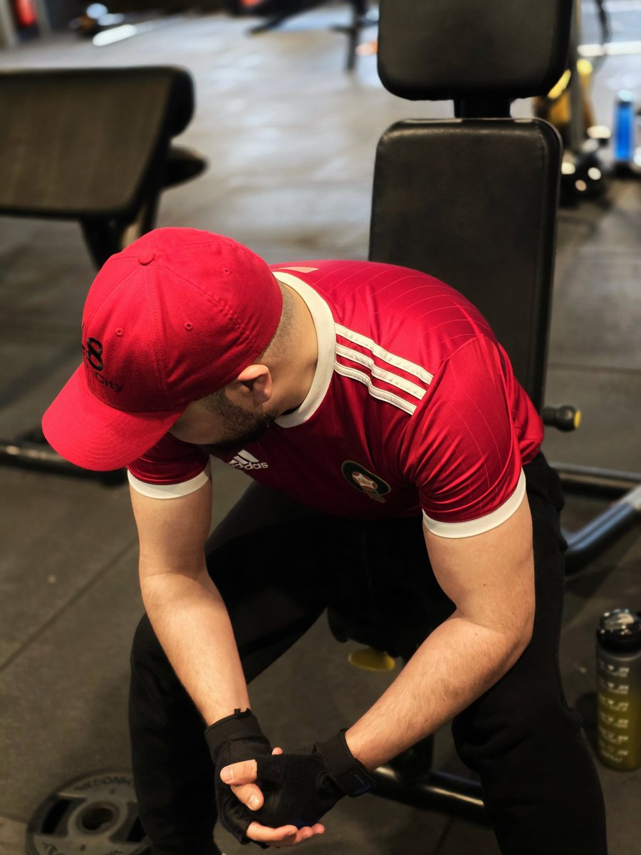 Douzi_Official's tweet photo. واحد السلام عليكم من بلجيكا ❤️
GYM TIME 🏋️🏋️♀️
https://t.co/wCiEQeTsWE
#douzi #bacha #الباشا #maroctelecom #دوزي #lovemyfans #newsong #music #reels #maryama #ana_maghrabi https://t.co/lHwkU4STkf