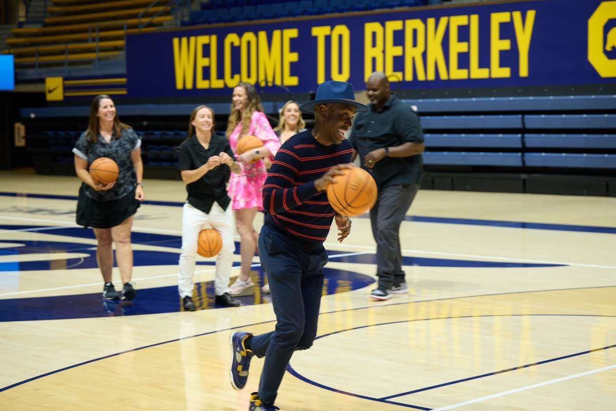 On April 29th, our Cal DEIBJ Office recognized Cal women's basketball coaches, staff and student-athletes as the Cal DEIBJ team of the year! From the Race for Chance, Raising the B.A.R tournament, Racial Justice Council, the daily operations of the team, and their regular…