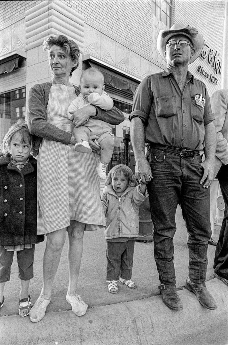 Traces of Texas reader Tyler Vance has taken some super photos. Tyler took this dynamite image of a farm family watching parade on Polk Street in Amarillo back in 1971. I love everything about it. Their clothes, the expressions on their faces .... simply perfect. This one…