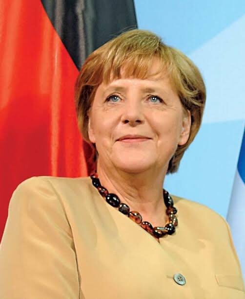 Angela Merkel demiş ki: “Çocuklarımıza diyeceğiz ki, Mekke daha yakın olmasına rağmen Iraklı ve Suriyeli mülteciler bize sığındılar.” Haksız mı???