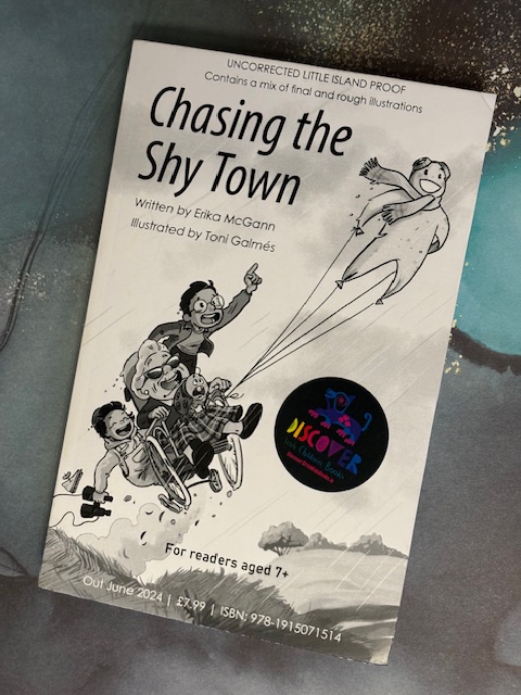 With charming characters , Chasing the Shy Town by @Erika_McGann & illustrated by Toni Galmés explores the difficulties of trying to be perfect and dealing with anxiety. Coming in June 2024, it's just right for readers age 6+. @antswilk @LittleIslandBks