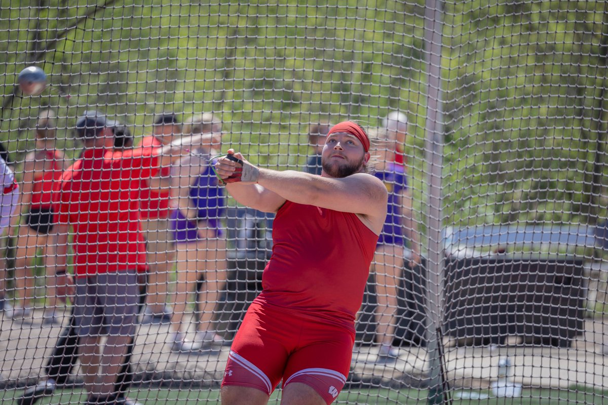 BadgerTrackXC's tweet photo. A 1-2 finish and a top 10 finish to boot in the men's hammer throw 💪

1. Jason Swarens - 210-4  (64.11m)
2. Jacob Bugella - 203-10 (62.12m)
8. Nick Tomasovic - 178-10 (54.51m) https://t.co/1g0vyHM2tG