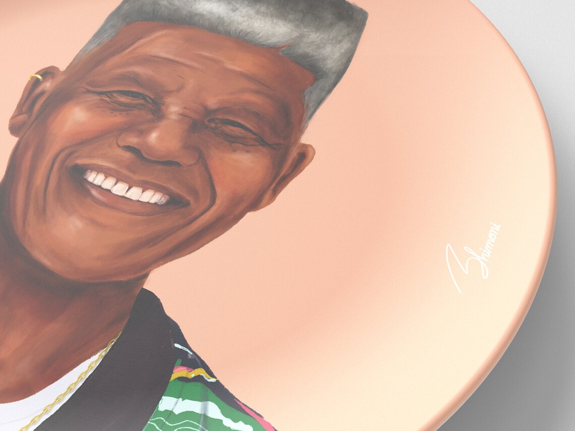modpop_shop's tweet photo. Celebrate Nelson Mandela's legacy with the 10" Round Plate! Order now for a touch of inspirational leadership. 
https://t.co/J4BHijwcak

#NelsonMandela #LegacyCelebration https://t.co/w1kvguArzV