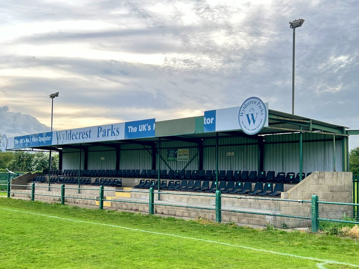 📅 Friday May 3rd 2024 ⏰ KO: 7.45pm 🏆 Essex Senior League Play-Off SF 📍 Rookery Hill 💶 £8 📖 £2 Romford 1 (Newby pen 45+3) Barking 0 Att:195