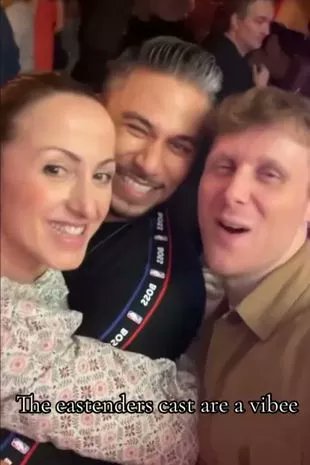 Ricky (Fatboy) Norwood partying with #EastEnders cast. I want this to mean something . . . 🤔