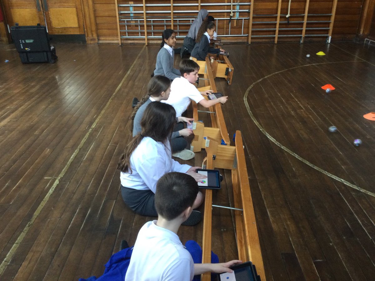 The Royal Navy really put P7’s STEM skills to the test earlier this week. @STEM_Ren