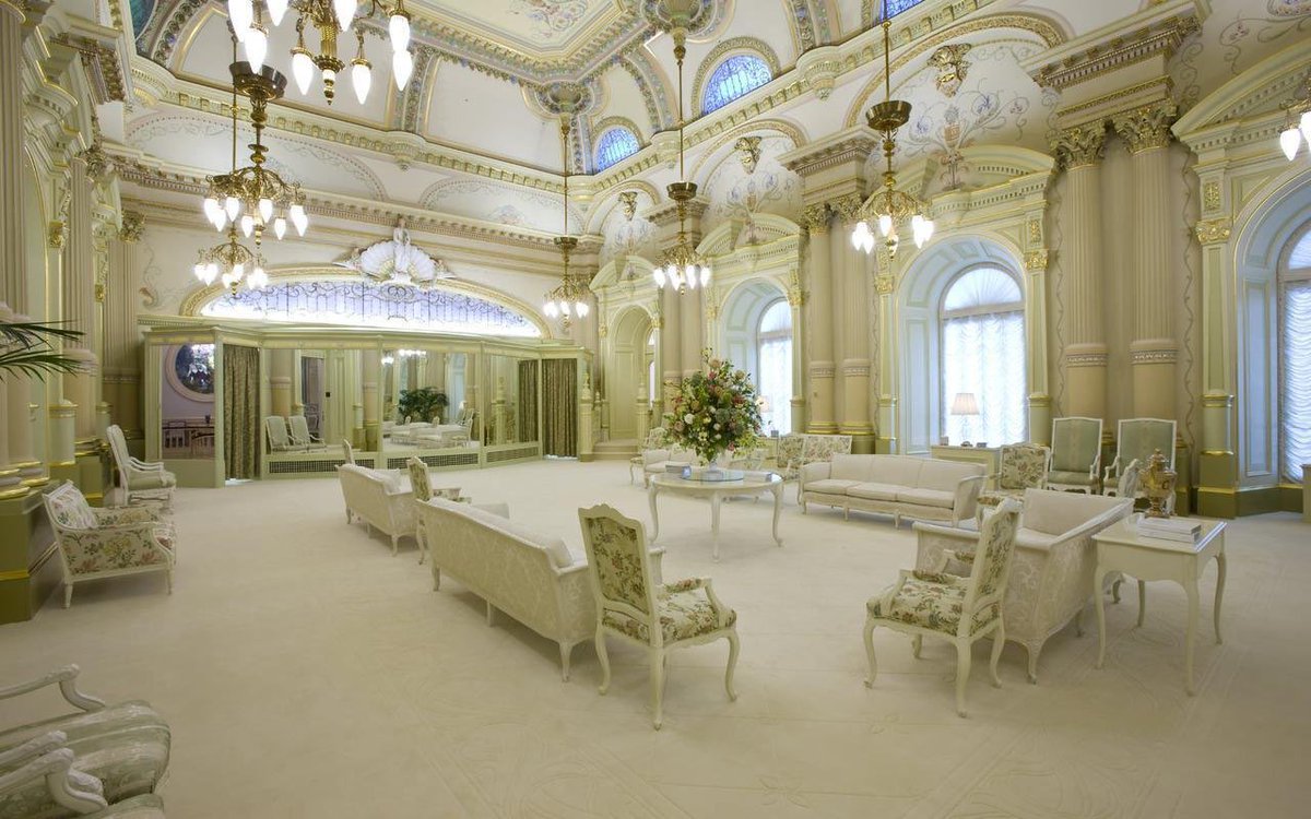 Really good thread. I was today years old when I first saw the Celestial room of the SLC temple.