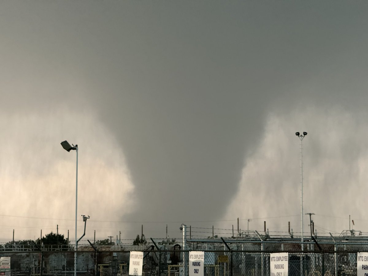 Stephen Jones tweet media