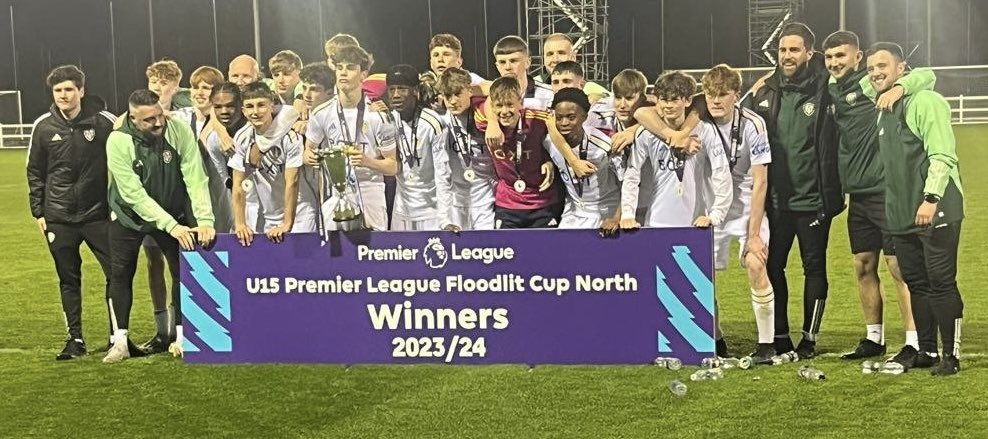 🏆 𝗖𝗛𝗔𝗠𝗣𝗜𝗢𝗡𝗦!

👏 Congratulations to #LUFCU15s on winning the 2023/24 Floodlit Cup Northern section, beating Wigan 6-1 in the final

#LUFCYouth | #LUFC