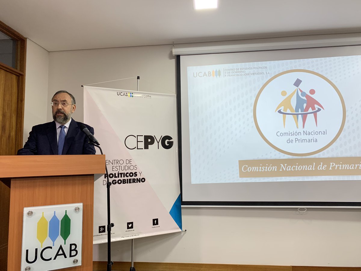 jesusmariacasal's tweet image. Hoy, junto a parte del equipo de la @cnprimariave, recibiendo el premio Valores Democráticos que otorga el CEPyG-UCAB, por la exitosa conducción de la Elección Primaria, su aporte al rescate del voto y el renacimiento de la esperanza de cambio democrático en #Venezuela.