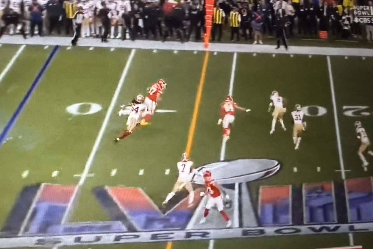 Just a @tkelce Super Bowl highlight to start the weekend… what a play in a crucial moment… man, we are lucky to have this guy in our team #ChiefForever @chiefs @ljkooi