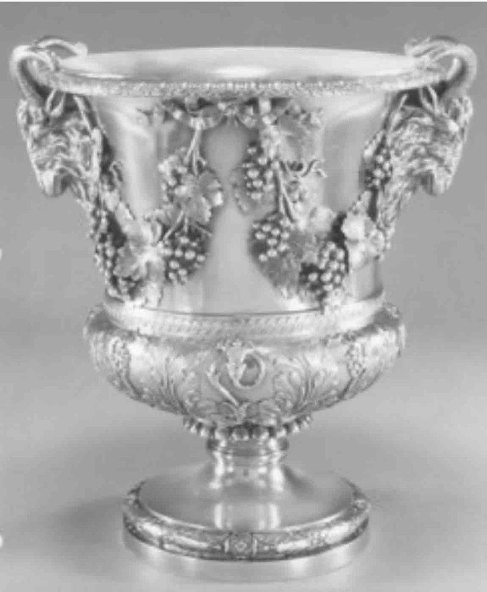 #FindArtFriday: This week’s art from the #FBI’s National Stolen Art File is a “Silver Gilt Wine Cooler” (Ref. No. 00257) If you have information on art from the NSAF, use the FBI tip line to report it. Visit artcrimes.fbi.gov or the NSAF app for more.