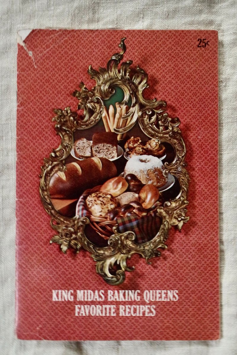King Midas Baking Queens Cookbook ourtimewarp.etsy.com/listing/127849… #etsy #etsyseller #etsyshop #cookbook #kingmidas #kingmidasflour #statfairrecipes #blueribbonrecipes