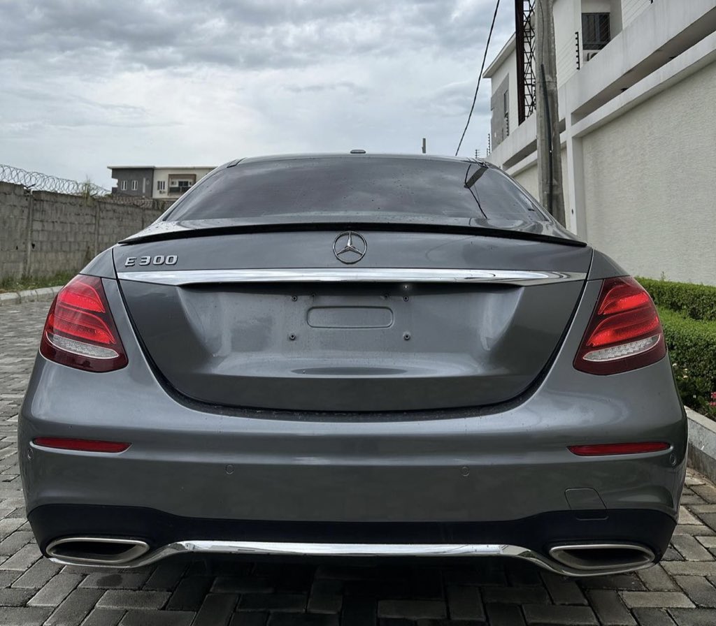 Pre-owned 2017 Mercedes Benz E300 Luxury now available 
-Grey on Cream Interior 
🏷️: N33 million ($25k)
Contact for details 📥
