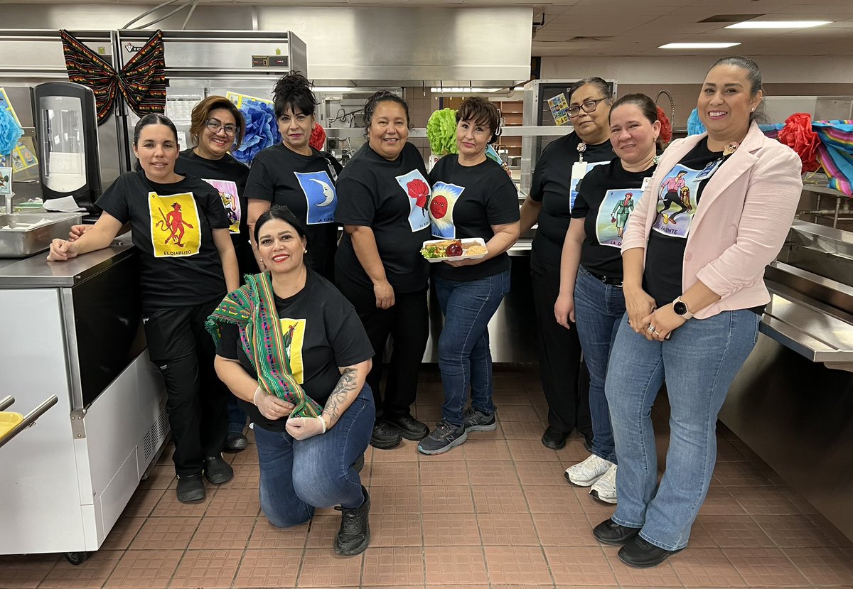 We recognize and appreciate the hard work and dedication of our school cafeteria staff who ensure our students have nutritious meals every day. Thank you for keeping our students nourished and ready to learn! #SchoolLunchHeroDay #OFOD #THEDISTRICT @ysletaisd @IvanCedilloYISD