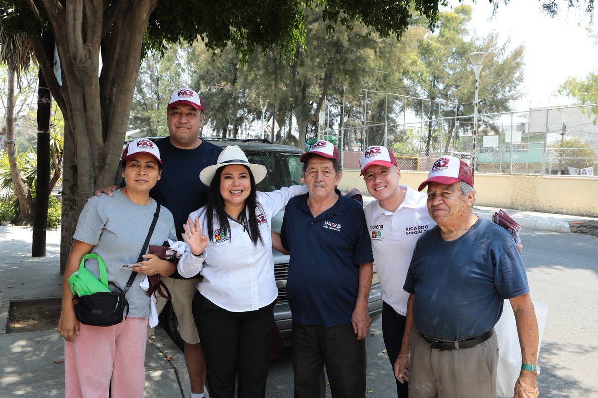 Por un gobierno cercano a la gente, que defienda sus derechos y esté a su servicio.
¡Este 2 de junio, vota por la transformación de Iztacalco!

#LourdesPazAlcaldesa
#VotaMorena
#CuartaTransformación