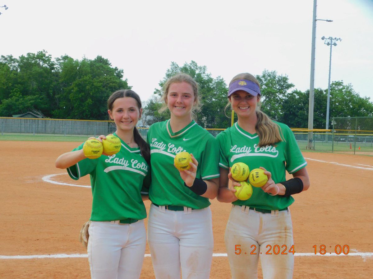 We are headed to the ship!!! Hit 💣#6,7,8,9!! Let’s take state girls !!! <a href="/MarcKKendrick/">Coach Marc K Kendrick</a> <a href="/daniellepenner/">Danielle Penner</a> <a href="/sammimiller11/">Samantha Miller</a> <a href="/VictoriaH_34/">Victoria Hagemann</a> <a href="/ForceSouthern/">Southern Force 18U National - Palmer</a>