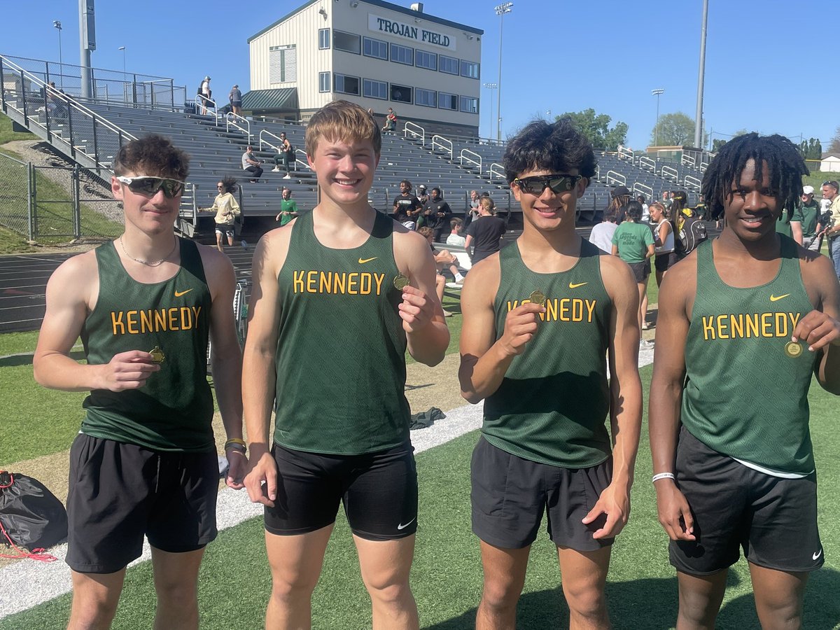 4x100 of Dougherty, Doyle, Woods and Bodden break the school record is a outstanding time of 41.53🔥