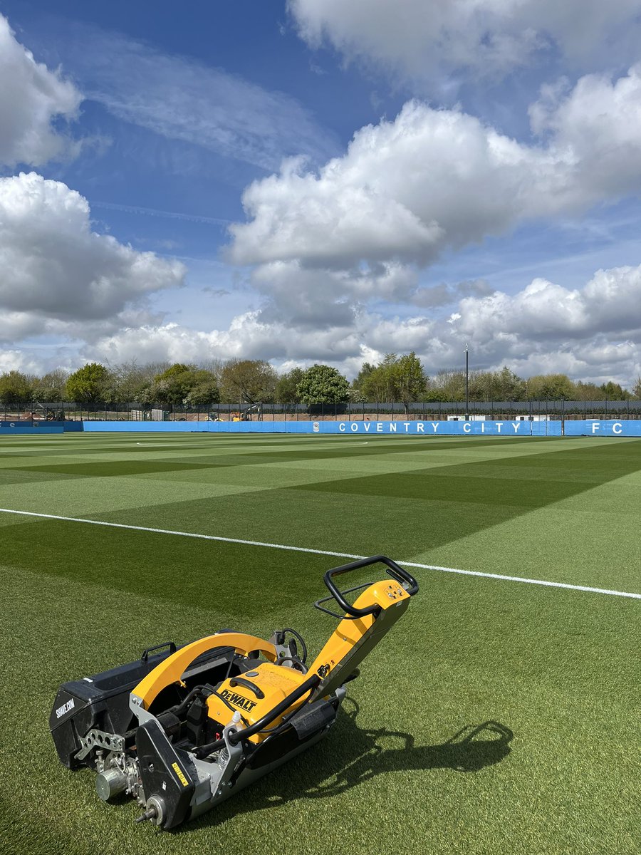 Jake Devine tweet media