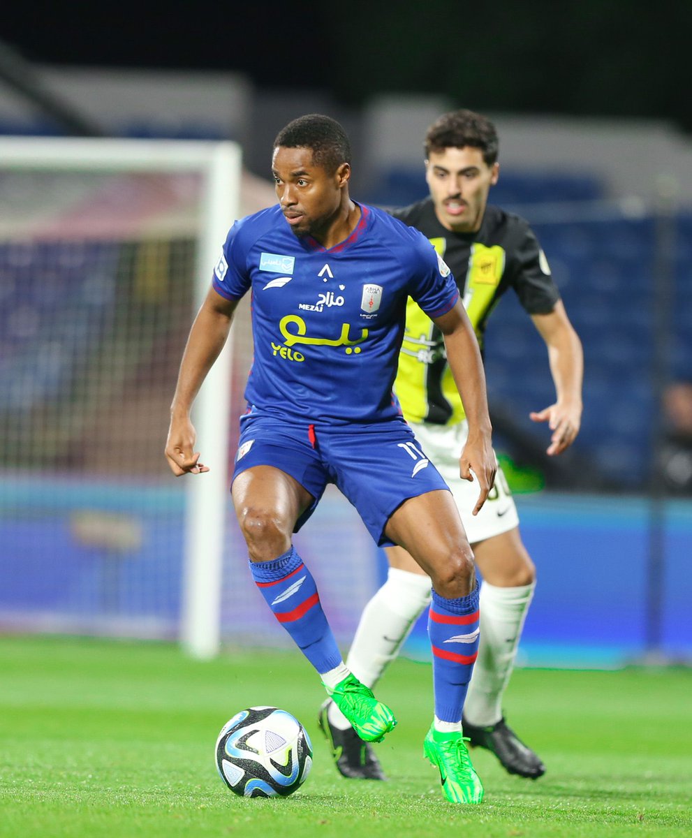 🚨 Resultados de Fecha 30 (ayer y hoy)

Al-Hazem 0-0 Al-Okhdood
Al-Ahli 4-1 Damac
Al-Fateh 2-2 Al-Riyadh
Al-Taawoun 0-3 Al-Hilal
Abha 3-1 Al-Ittihad
Ettifaq 1-2 Al-Feiha

🔵 Al-Hilal se encamina al título (invicto)
🟡⚫️ Derrota de Al-Ittihad de Gallardo ante el penúltimo