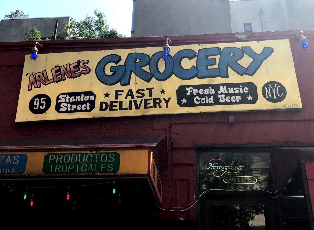 Arlene’s Grocery. 95 Stanton St, New York, NY. (DG Archive: August 2019). #deligrossery #arlenesgrocery #lowereastside #les #manhattan #music #musicvenue #delimeat #storefront #handpainted #coldcuts #bodega #deligrocery #delicatessen #deli #sandwich #sandwiches #dinner #lunch