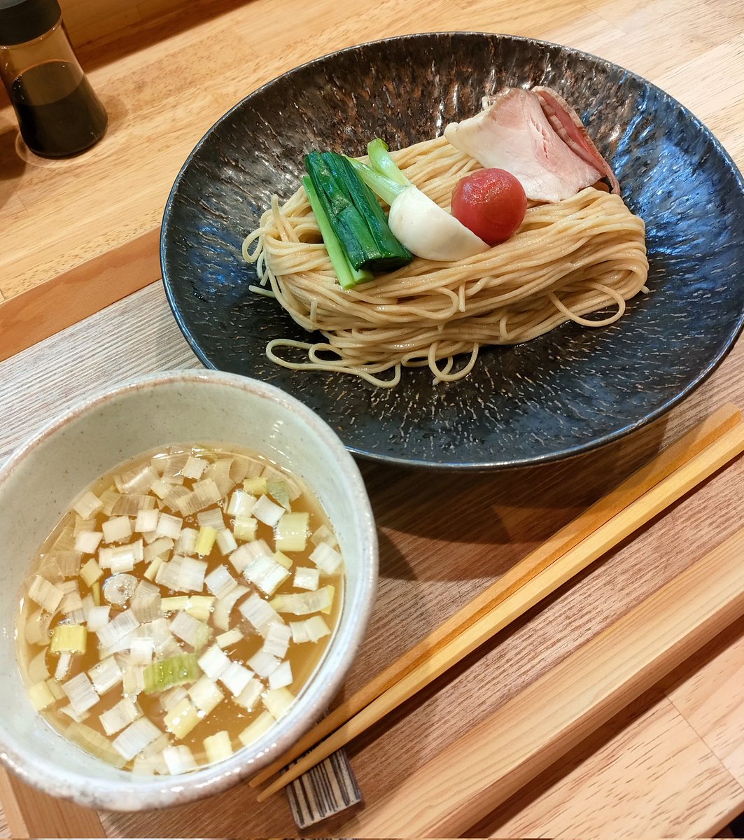 小麦そば池@松本市
地鶏と煮干しのつけそば（限定）
キレのある煮干スープに低加水の細麺の組み合わせがとても美味しい😍具材の野菜も美味しい💯今回の限定も素晴らしい😋