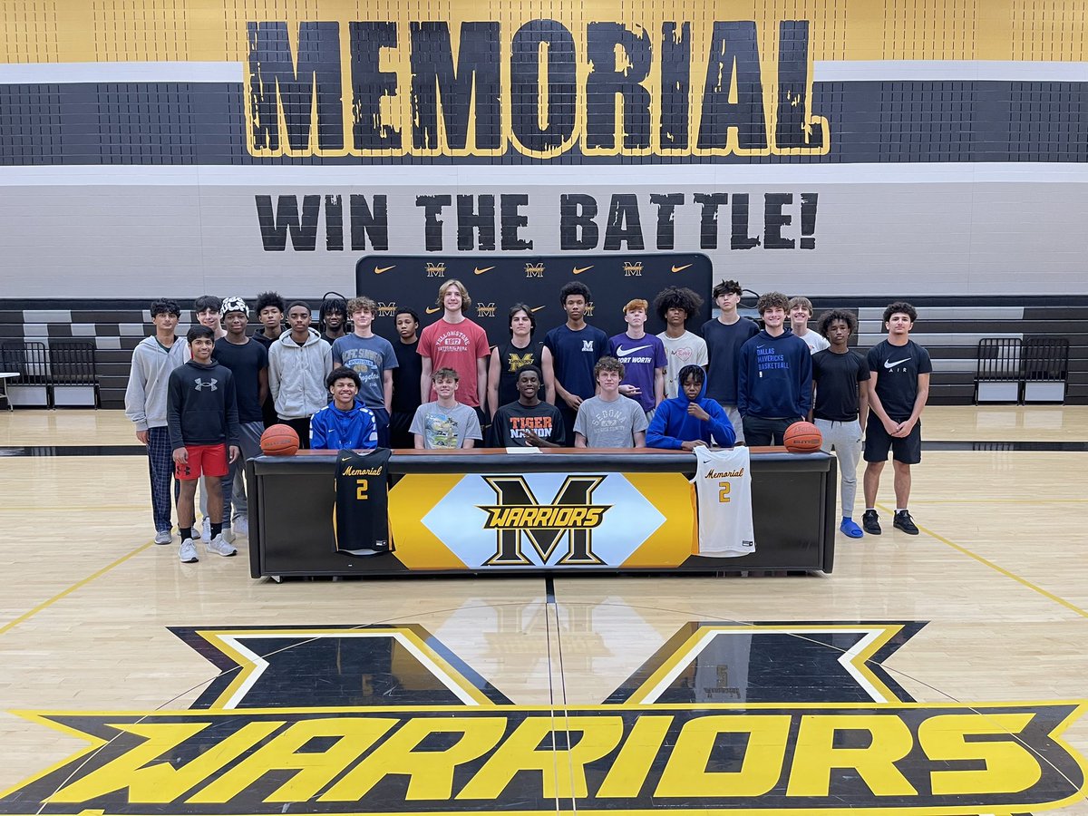 Frisco Memorial Basketball (@friscomemo_bb) on Twitter photo Congrats <a href="/Javaun2H/">Javaun Henderson</a> and your family on signing to go play at the next level!! Remember signing day is not the end game, there is still work to be done. GO BE GREAT on and off the court. 
#ChasingGreatness
#BeGreat
#FREE📚📚 Congrats <a href="/Javaun2H/">Javaun Henderson</a> and your family on signing to go play at the next level!! Remember signing day is not the end game, there is still work to be done. GO BE GREAT on and off the court. 
#ChasingGreatness
#BeGreat
#FREE📚📚