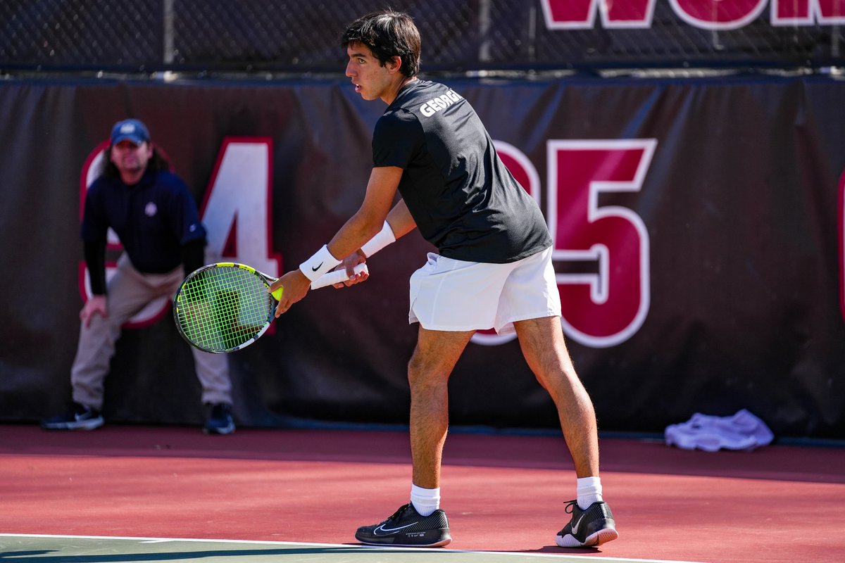 The match will be decided on court five after Arizona State wins on four. 📊: gado.gs/8d6 🎥: gado.gs/8d8 #HeartTeam // #GoDawgs