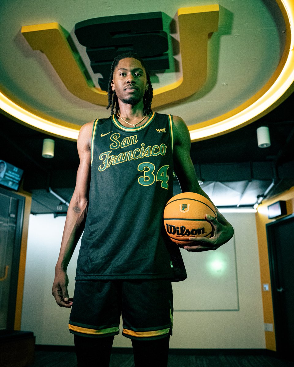 USFDonsMBB's tweet image. Beast on both ends 👊

Welcome to the Hilltop, @TheOneTwo_ !

📰Full Release: shorturl.at/dhkRV

#USFDons | #WCChoops