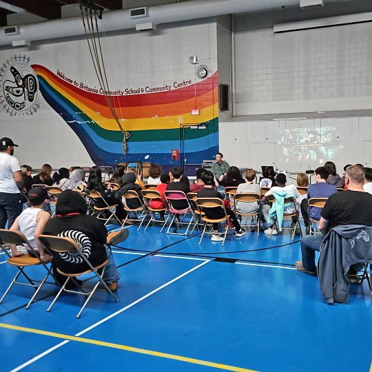 28 Vancouver Blue Eagle Community Cadets were enthralled as @TransitPolice Staff Sergeant Marty Hurst demonstrated the hidden risks they faced while online and showed them how to keep themselves safe #InternetSafety