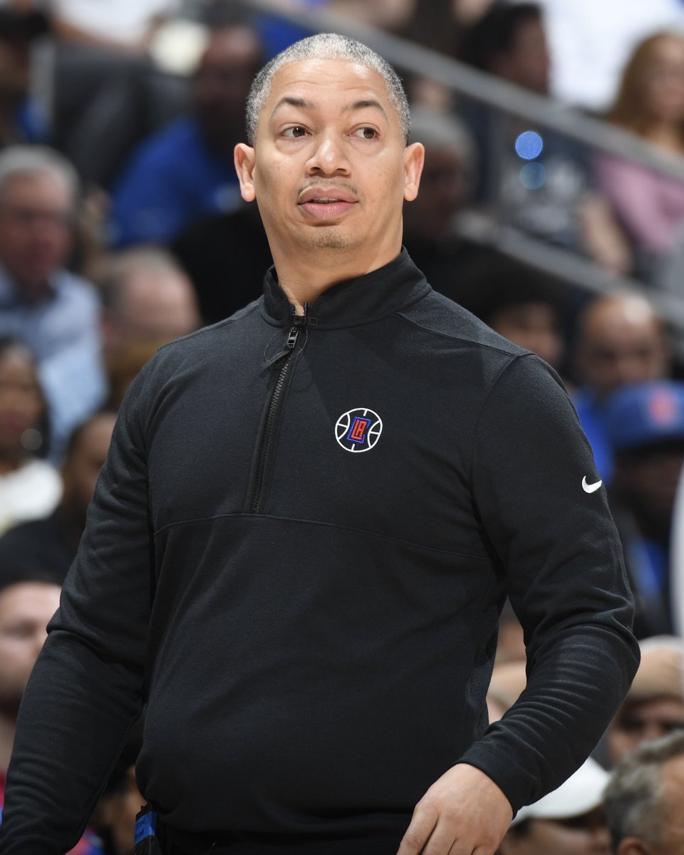 Los Angeles Clippers, koç Ty Lue'nun sözleşmesini uzatmak istiyor. (@wojespn)