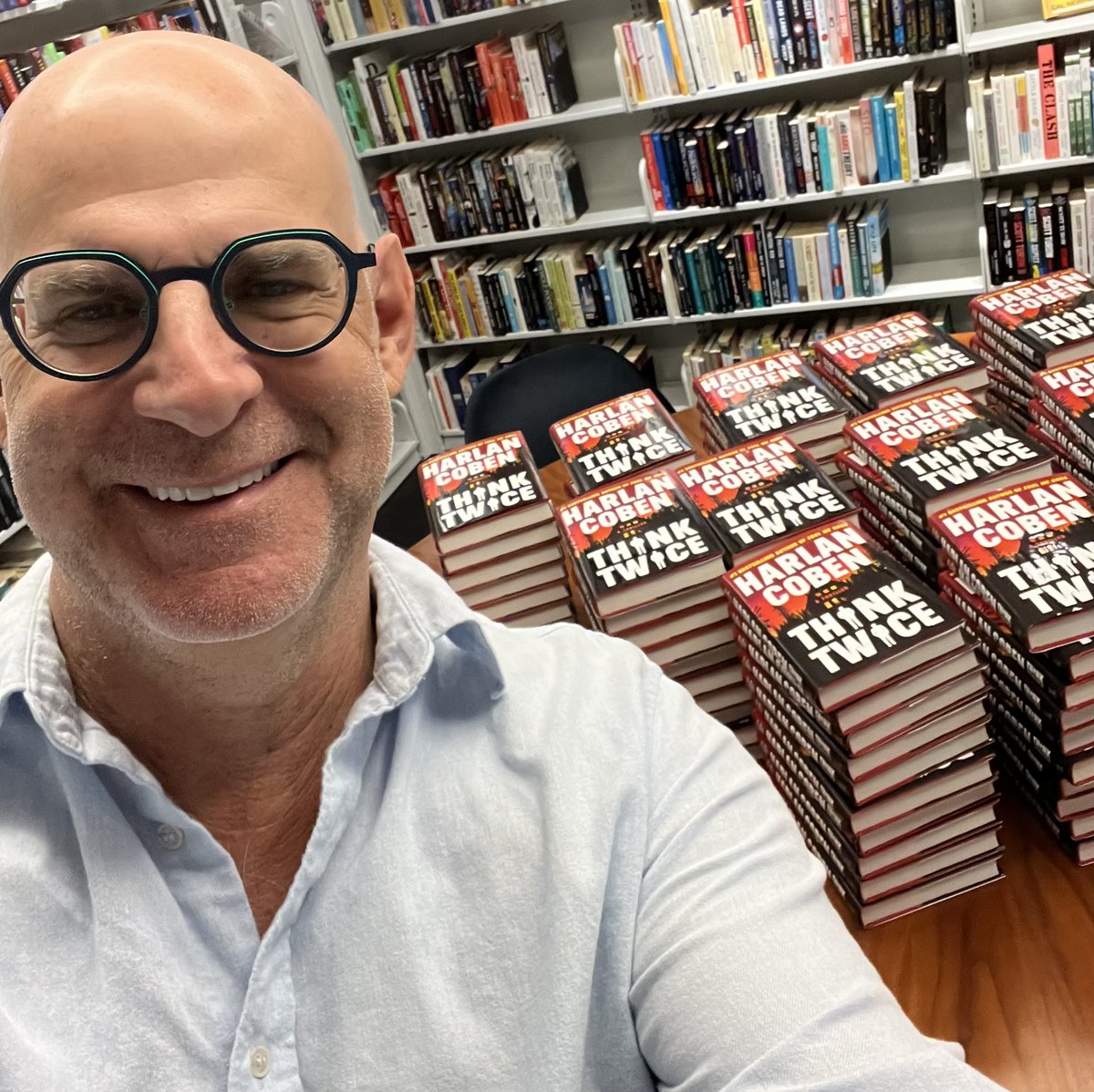 Signing copies of THINK TWICE (coming out May 14th) at my publisher's office. Can't wait for you to read it. Tour info, preorder info, read an excerpt at harlancoben.com/novels/think-t…