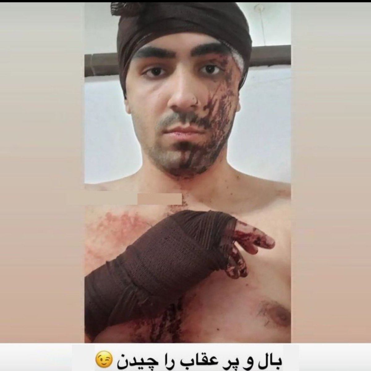 n0wiseverything's tweet photo. این عکس واقعیه؟ عقاب چرا به گا رفت 🤭 #سيدعلى_كص_ننت https://t.co/NKPvgqnqc8
