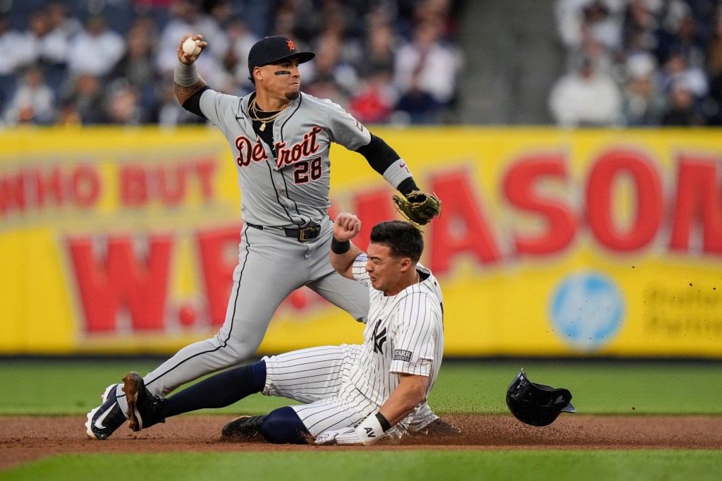 Stanton and Rizzo help Yankees rally in 9th inning for 2-1 victory over Tigers trib.al/UpTjCRS