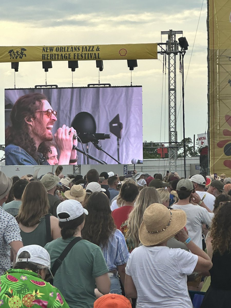 charleeliz's tweet photo. So much fun seeing @Hozier at Jazz Fest!!! But does New Orleans not get event merch??? https://t.co/PiB8F2APh1