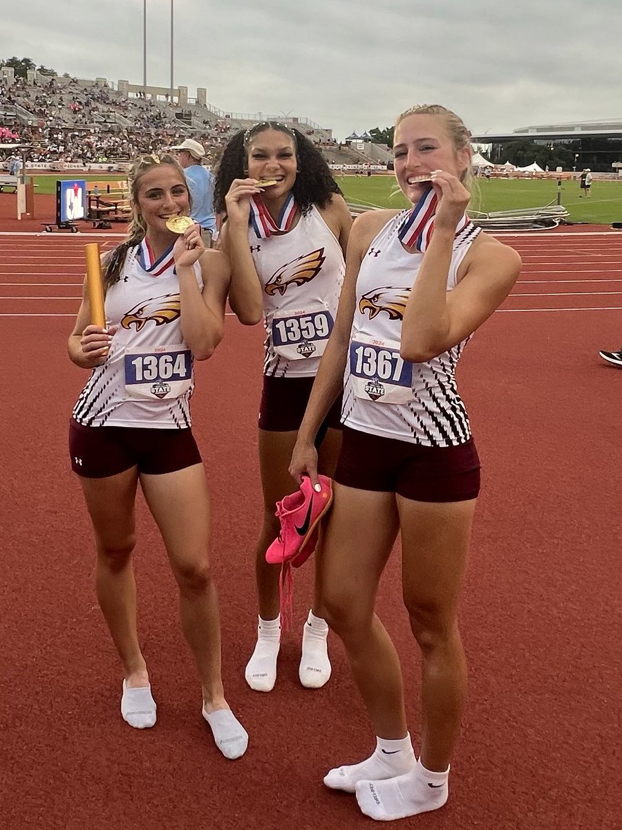 REPEAT STATE CHAMPIONS IN THE 4x200!! We also managed to break our own school record we set back in 2023! Couldn’t ask for a better way to end my track career!