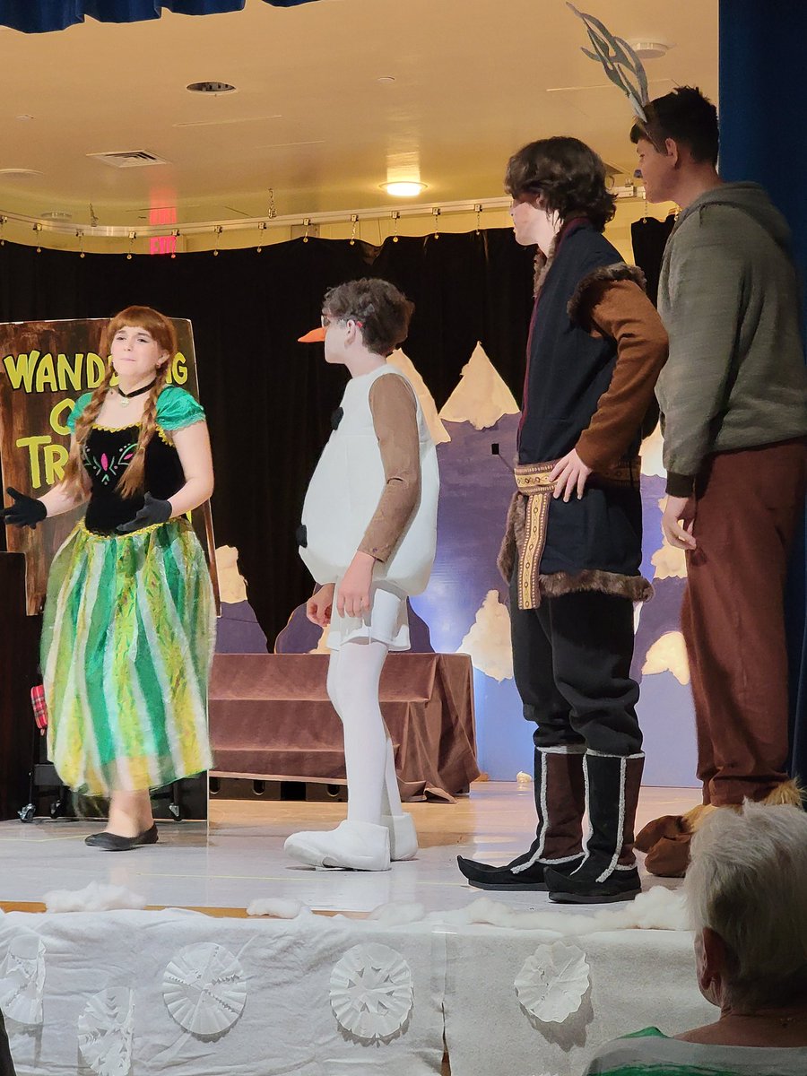 Hinkels_Hangout's tweet photo. Tonight, the talented and dedicated middle school students took center stage in their enchanting production of Frozen: The Musical. I was beyond impressed. They have 2 more shows tomorrow @oms_bulldogs
If you want to take in a show. https://t.co/Mj4LD2JZvi