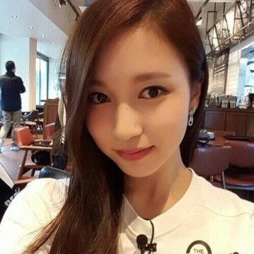 haru tweet media
