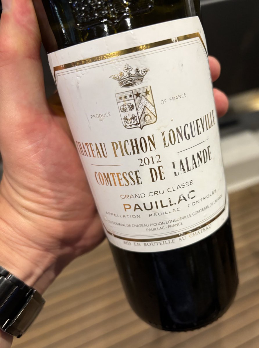 Château Pichon Lalande 2012. Expressive, floral nose. Violets. On the palate, classic Lalande spice and cloves. Complex. How do they do it? 2012 is fun, but lighter medium weight, not much tannin. I think 2012 favours more floral, Margaux-style wines that are multi-dimensional.
