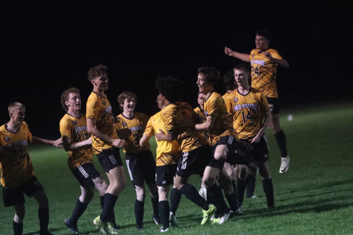 The News — Sports (@thenews_sports) on Twitter photo Boys soccer final: Scoring twice in the final ten minutes of the game Mid-Prairie defeats Prince of Peace, 2-1. The Golden Hawks improve their record to 7-5. <a href="/mp_boys_soccer/">Mid Prairie Boys Soccer</a> Boys soccer final: Scoring twice in the final ten minutes of the game Mid-Prairie defeats Prince of Peace, 2-1. The Golden Hawks improve their record to 7-5. <a href="/mp_boys_soccer/">Mid Prairie Boys Soccer</a>