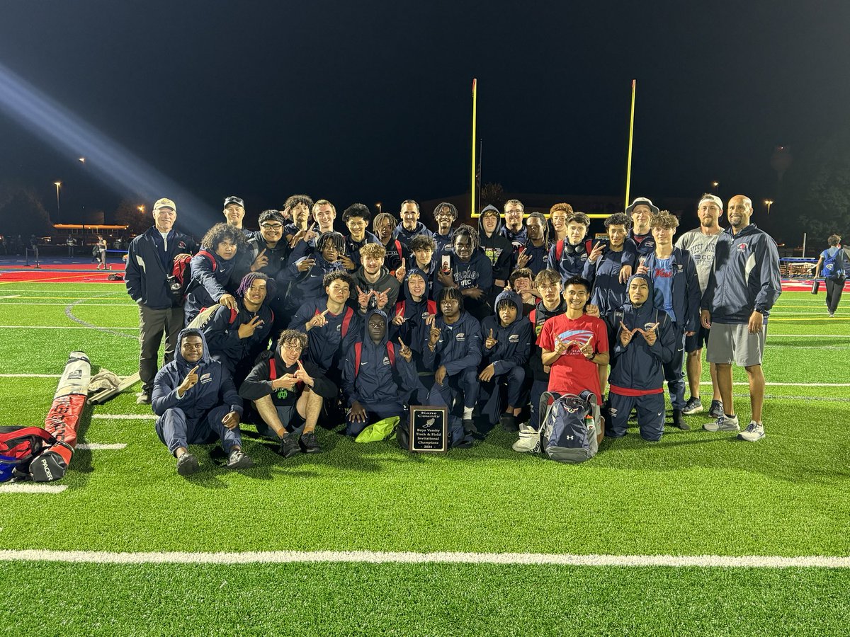 West Aurora Boys T&F tweet media