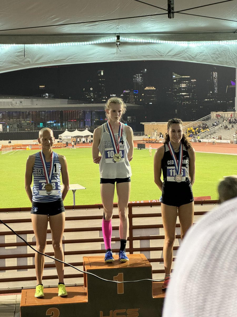 UIL 5A STATE 3rd Place 1600m run KI RENDON with a NEW PR of 4:53.47!!!