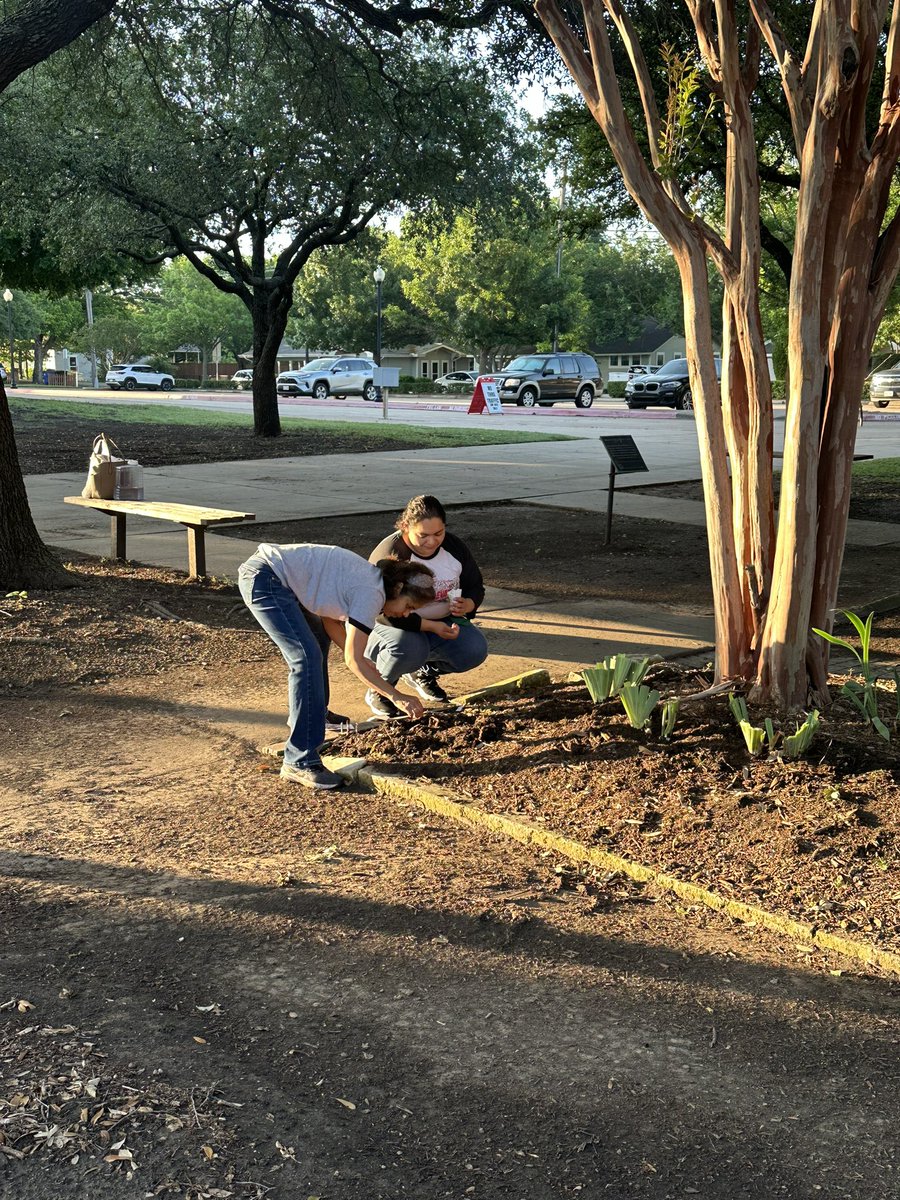 THE Student Opportunity Center tweet media