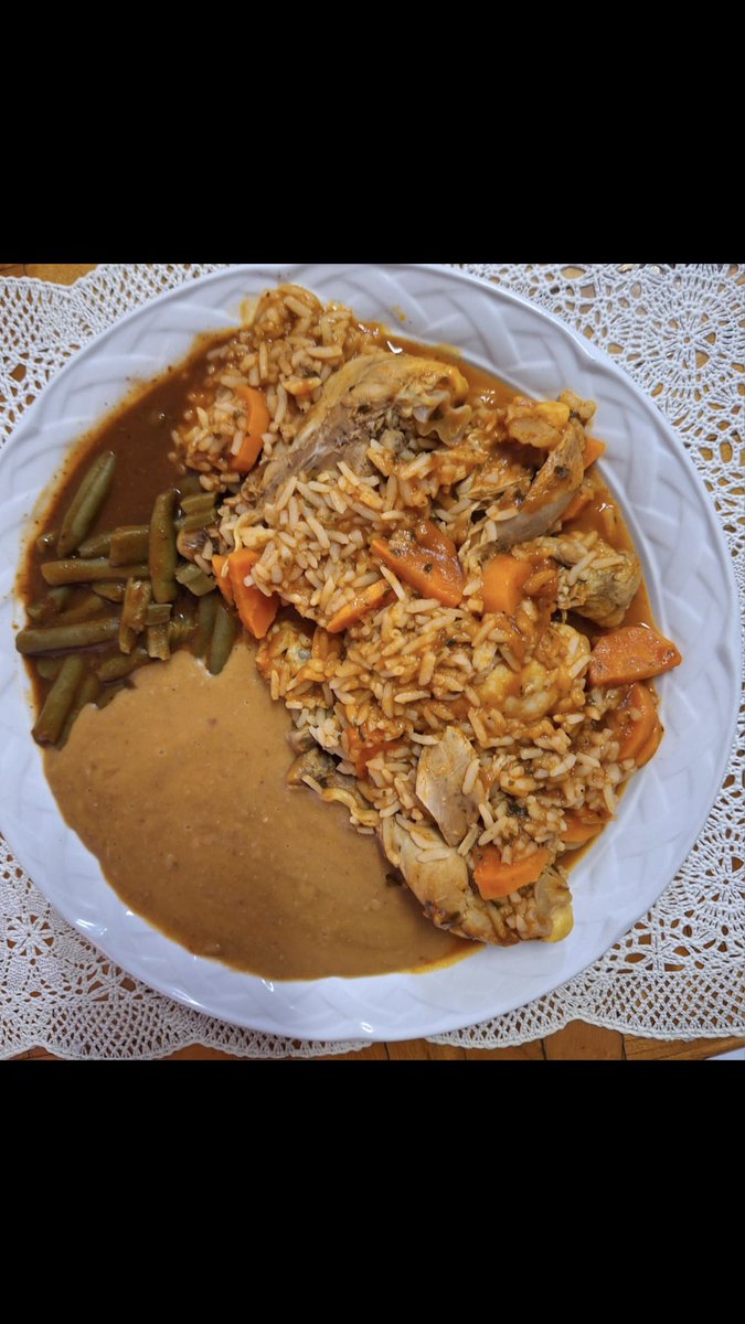 VictorMendozaL's tweet photo. Algunos de nuestros televidentes nos muestran su comida del día… esto lo vemos en jueves de pipirin. ¿Se antoja verdad? #EntreTodosDigital https://t.co/DQA8aazY0l