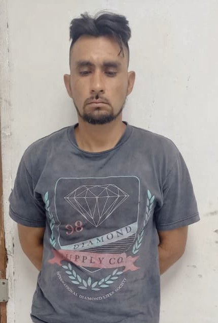 Miguel Antonio Urbina, alias Rambo o Rambito, de la MS13, es un homeboy que tenía a su cargo la venta de droga para la pandilla.

Ha estado en prisión en varias ocasiones por:
▪️Posesión y tenencia de droga
▪️Robo
▪️Hurto
▪️Resistencia

Alias Rambo residía en Cabañas y tratando…