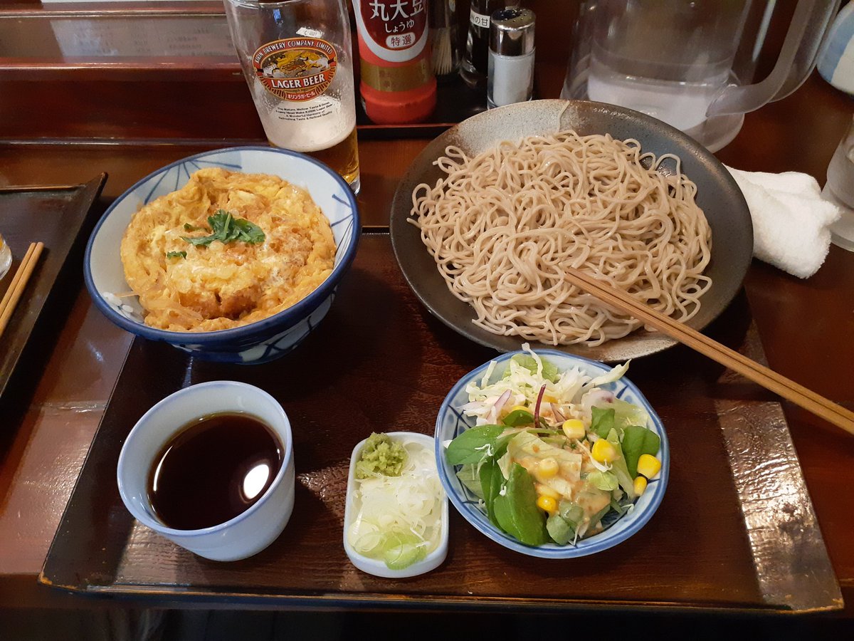 昨日の朝から昼は0～8歳まで住んでいた鶴見で釣りして生麦駅でランチしました